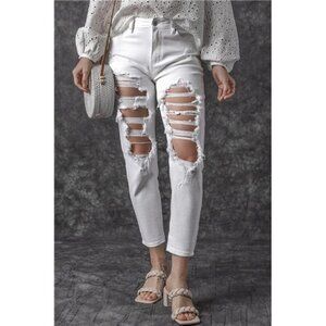 Distressed Jeans with Pockets